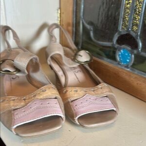 Elegant Pink and Tan Heels with Open-Toe Design